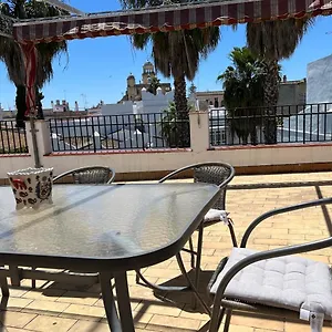 https://atico-centro-17.hotelsincadiz.net