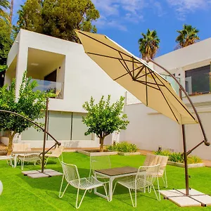 https://dimona-suites-apartamentos-turisticos.1costadelsol.com